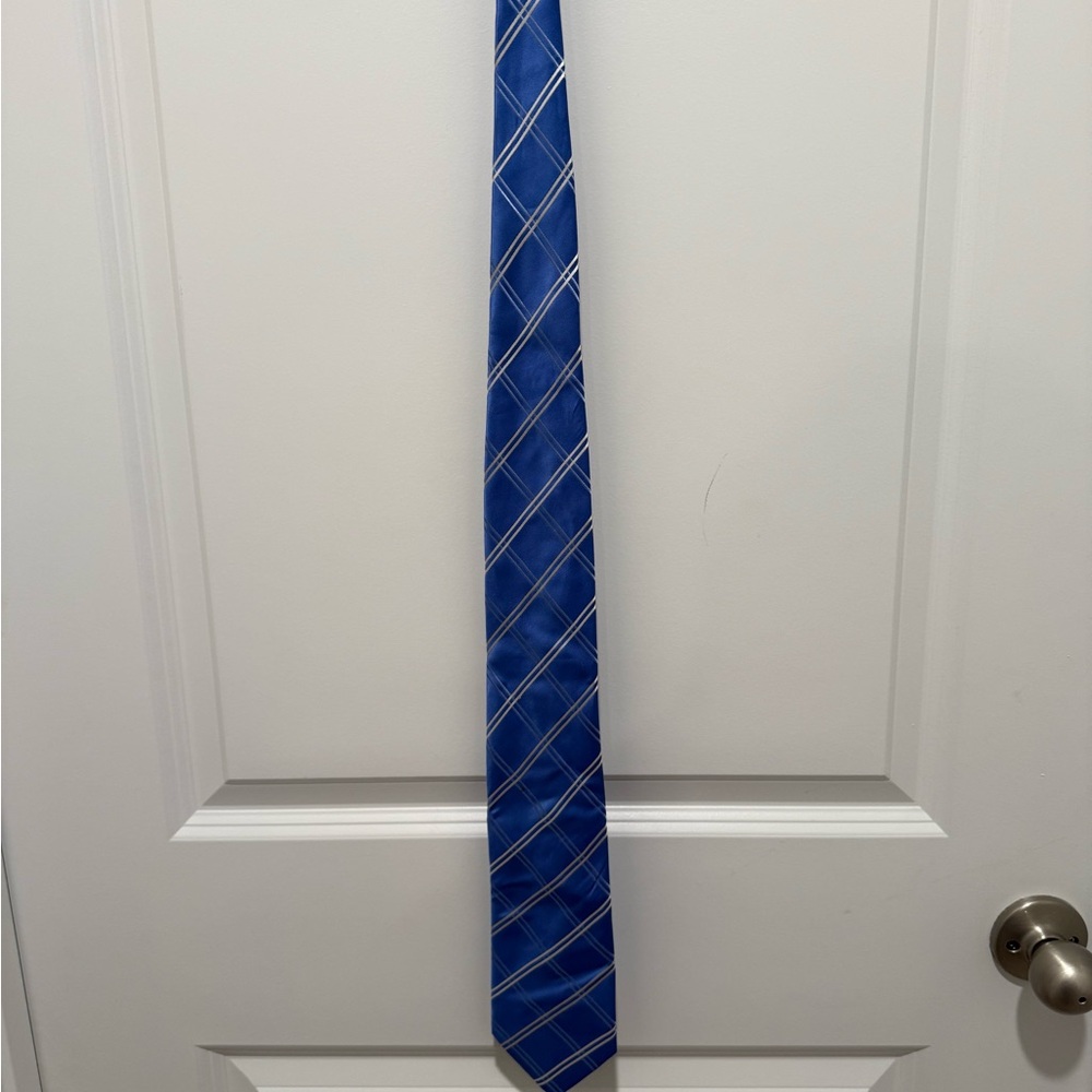 Donald J. Trump Signature Collection Silk Necktie Blue Patriotic President